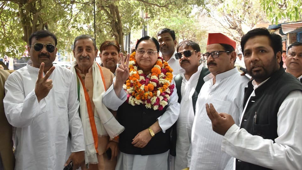 Lok Sabha Elections 2024 Samajwadi Party changed its candidate at last moment in 2019