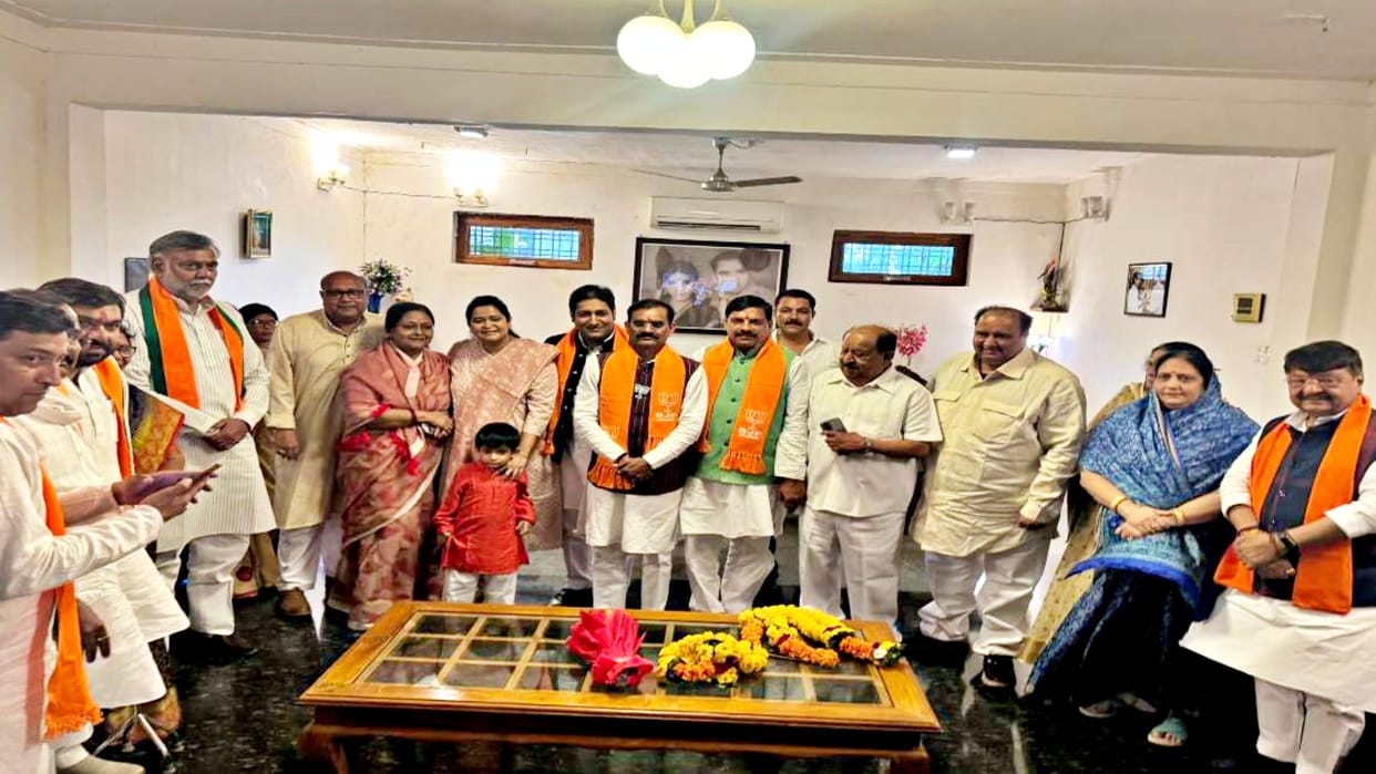 MP Lok Sabha Election CM Mohan Yadav reached Deepak Saxena house in Chhindwara