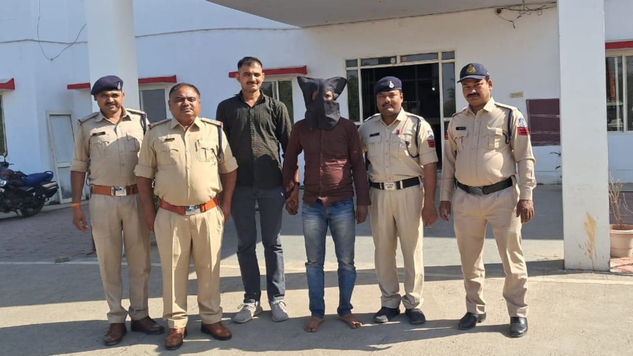 Mandsaur Bihari youth arrested for cheating in name of polishing gold and silver jewelery