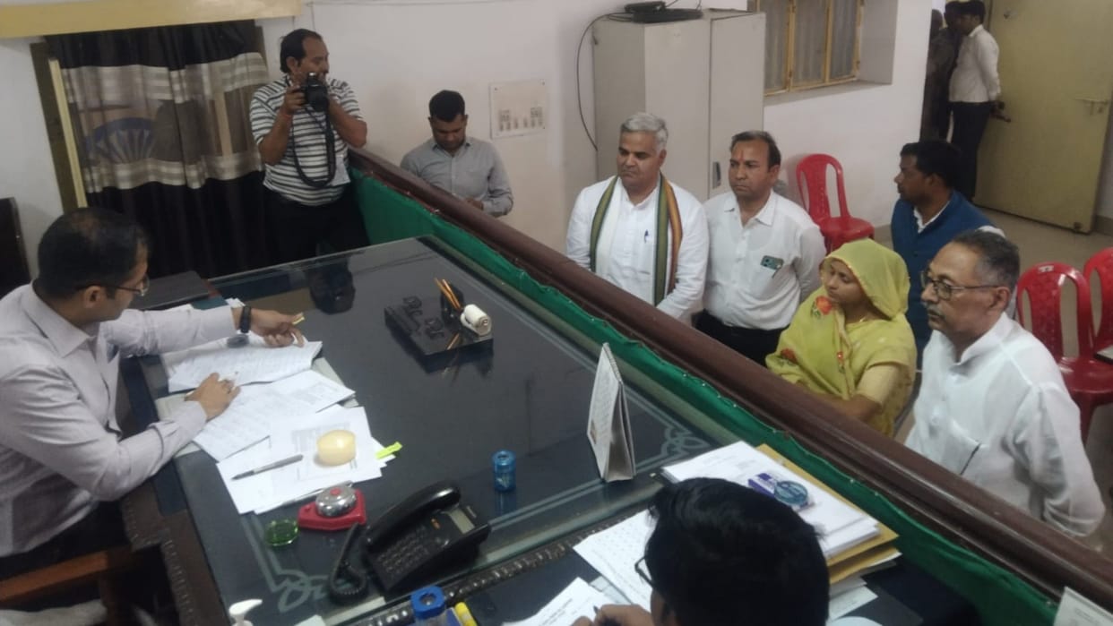Bharatpur Lok Sabha: BJP-Congress candidates filed nominations, BJP MLA stopped from entering nomination room