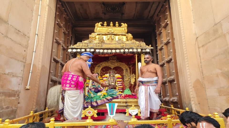 ten day Brahmotsavam of Ranganatha temple begin with Vedic chants in Vrindavan