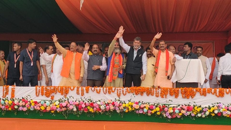 CM Vishnudev Sai and BJP leaders addressed public meeting in Balod