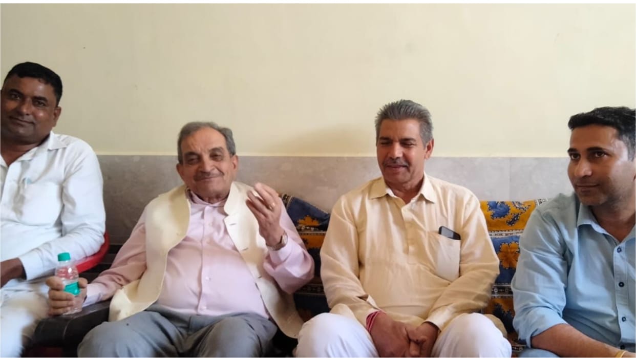 Haryana: Former Union Minister Birendra Singh will soon join Congress along with his workers
