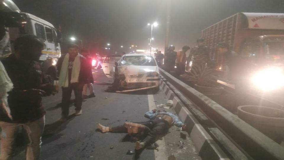 Guard dies who injured in accident on highway in Agra