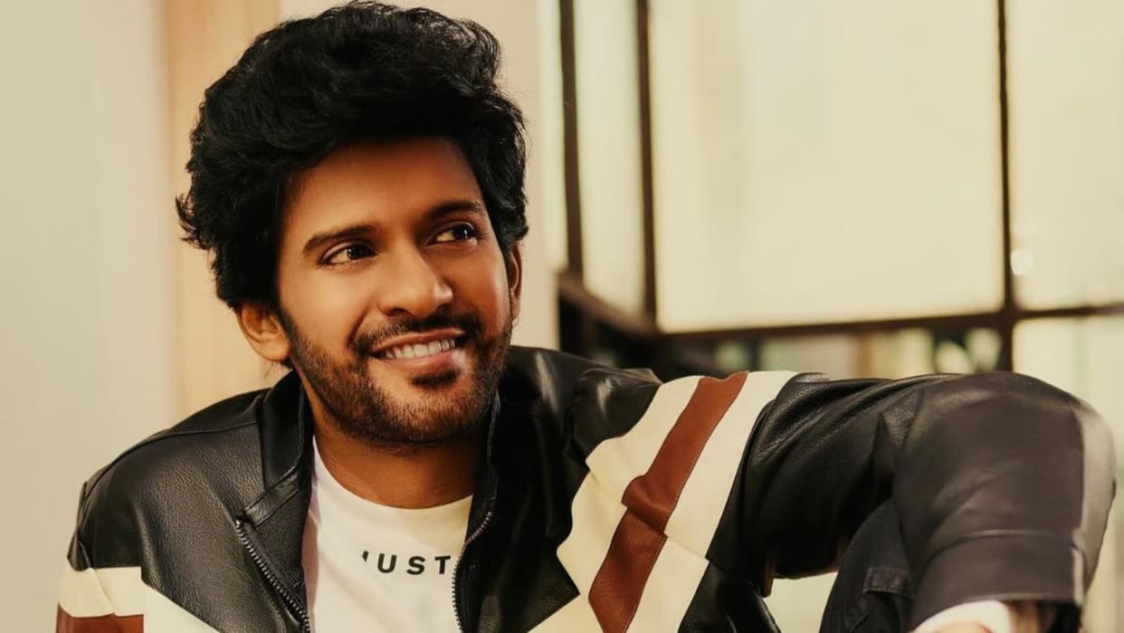 Sushant Singh Rajput Film Chhichhore Co Star Naveen Polishetty Meets With Accident In US