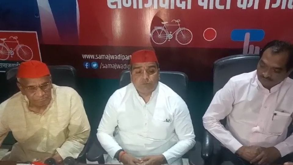 Former MP Dharmendra Yadav said if Akhilesh Yadav contests elections he leave Azamgarh seat