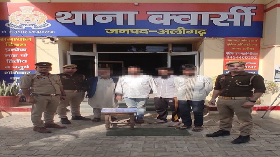 Interstate gang involved in theft in flats exposed