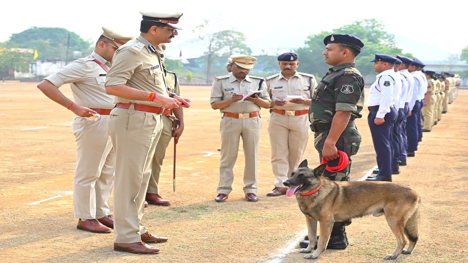 Bilaspur Range IG Sanjeev Shukla visited in Korba