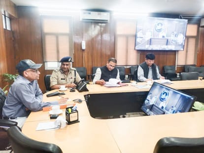 Lok Sabha Election 2024 Uttarakhand Police Demand Two thousand home guards from Haryana
