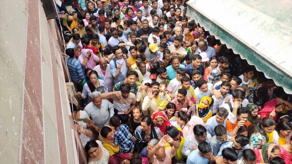 Long Queue Of Devotees For Darshan Of Thakur Banke Bihari In Vrindavan