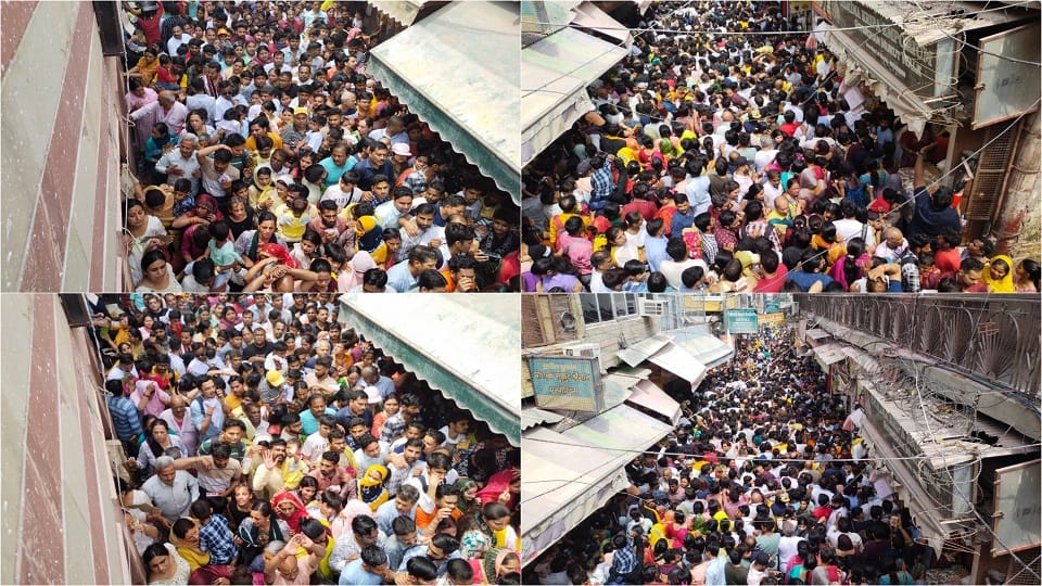 Long Queue Of Devotees For Darshan Of Thakur Banke Bihari In Vrindavan