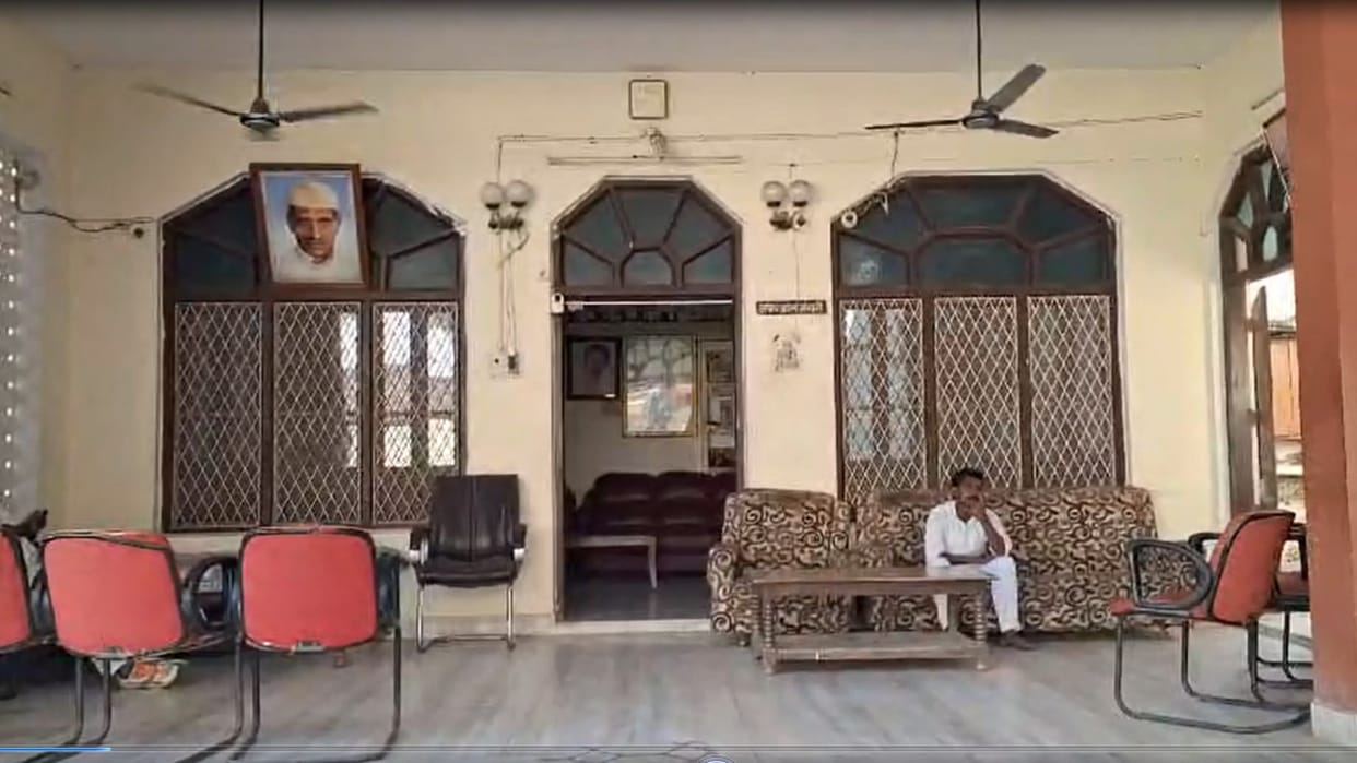 silence at Afzal Ansari house on mukhtar ansari dead