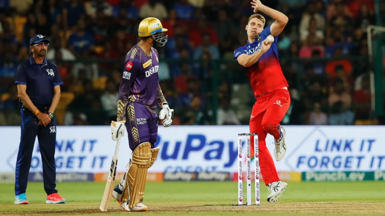 RCB vs KKR IPL Live Score: Royal Challengers Bangalore vs Kolkata Knight Riders Match Scorecard Updates