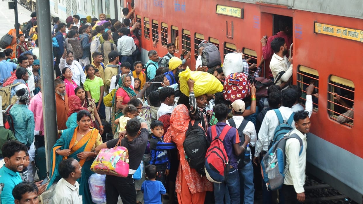 21 Holi special trains will pass through Bareilly in four days