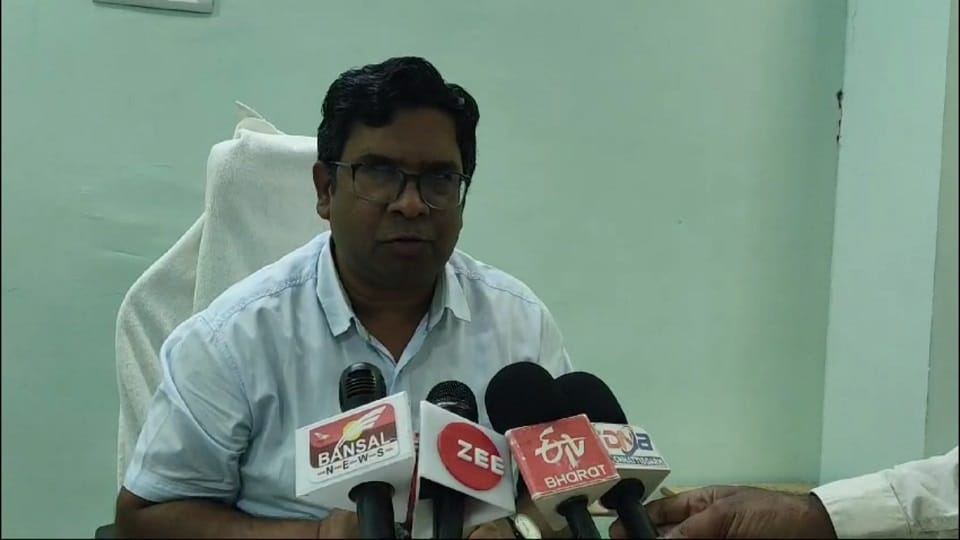 Fraud in payment of those working in Media Monitoring Committee of Election Branch in Balod