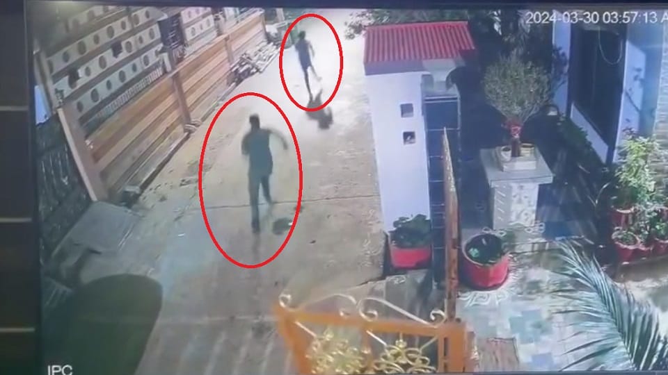 Attempt to steal from MP Santosh Pandey house in Kabirdham