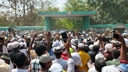 Mukhtar Ansari Funeral Updates: Crowd Gathered for Funeral procession of Mukhtar Ansari in Ghazipur