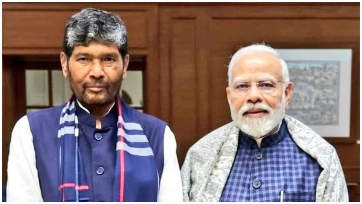 Lok Sabha Election: pashupati kumar paras posts picture with pm modi reveals strategy regarding nda Know all