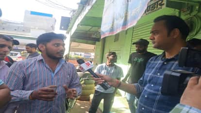 Satta Ka Sangram: Discussion over tea in Sikar, voters appeared angry over ignoring local development