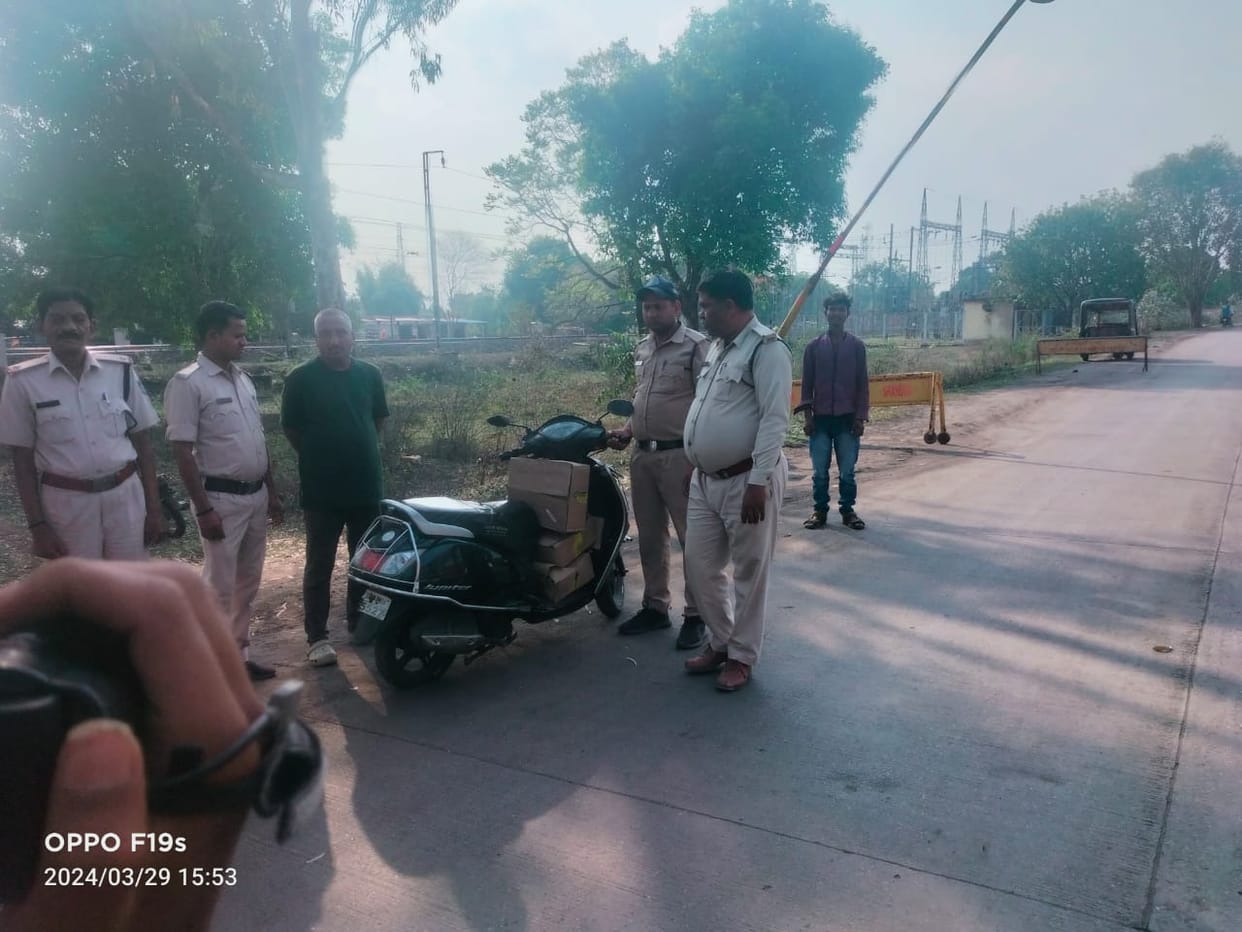 Illegal liquor was being transported, a youth riding a scooter was caught at the check post