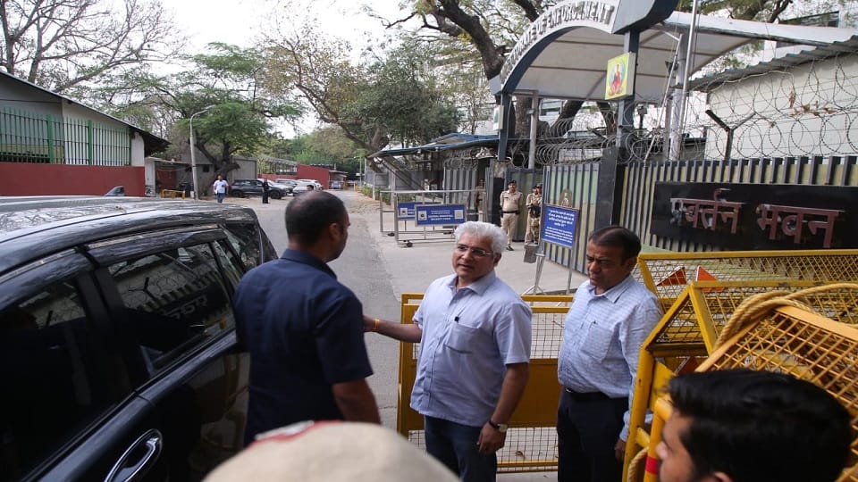 Enforcement Directorate issued summons to Kailash Gehlot in Delhi liquor scam today update