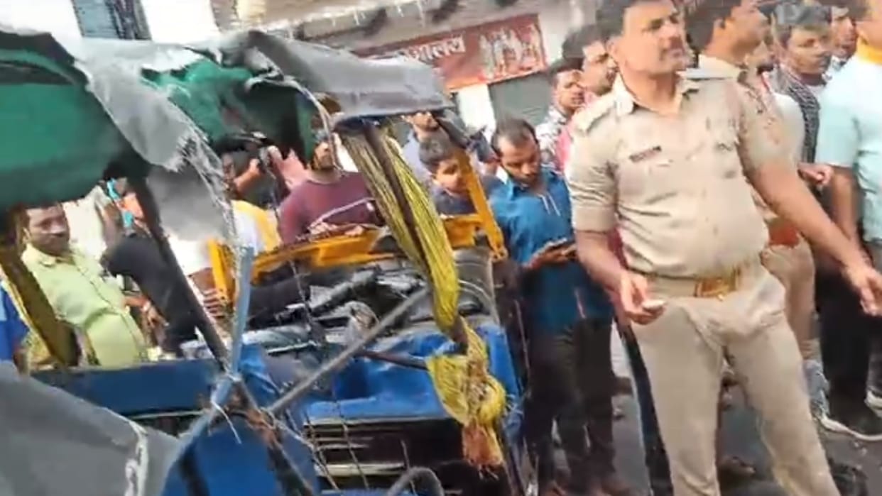 fell down woman crushes high speed Truck on road in jaunpur two injured