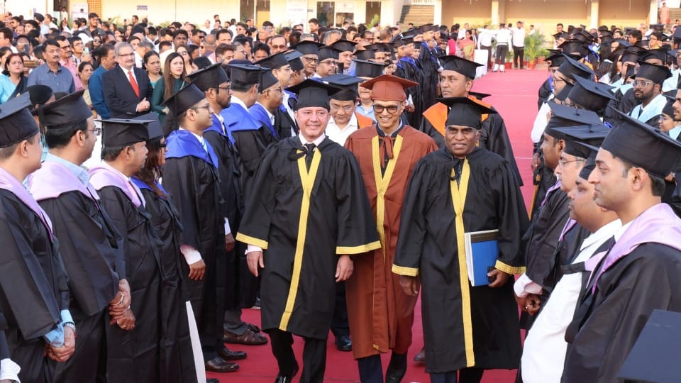 indore news iim 25th Convocation