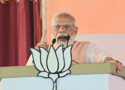 PM Modi starts election trumpet from Meerut for third time with same style