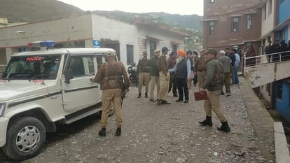 पुंछ: पारिवारिक विवाद में पूर्व सैनिक ने भतीजों पर दागी गालियां, एक की मौत Poonch: Former soldier fire on nephews in family dispute one killed