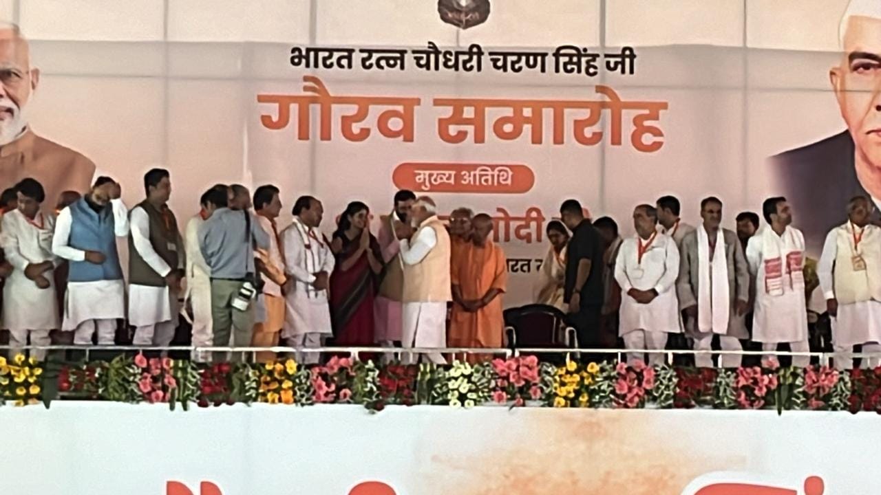Prime Minister Narendra Modi Rally in Meerut and see photos