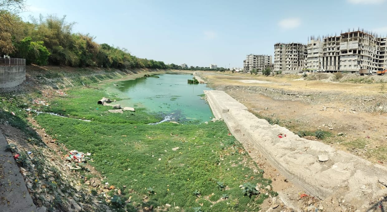 Indore News: Construction took place around without demarcation, Pipliyana pond dried up as soon as summer sta