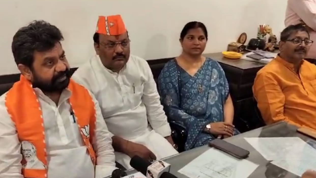 minister dayashankar mishra dayalu said Mukhtar Ansari died of heart attack