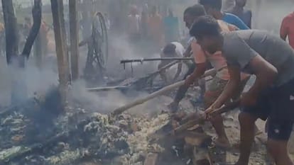 Kanpur Fire breaks out in residential area Fire tenders stuck in traffic took 40 min to cover two kilometers