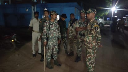 Miscreants shot Bajaj Finance employee in bhojpur