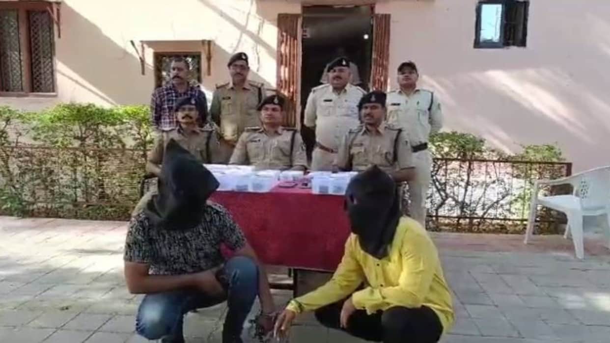 Barwani History-sheeter from Maharashtra who smuggled weapons in luxury car arrested