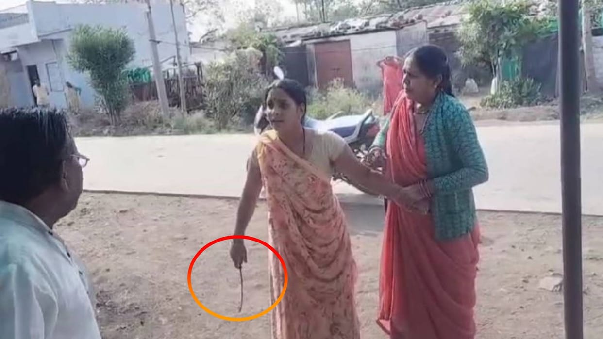 Khandwa Suspecting her husband to be an informer angry wife assaulted village woman with scythe