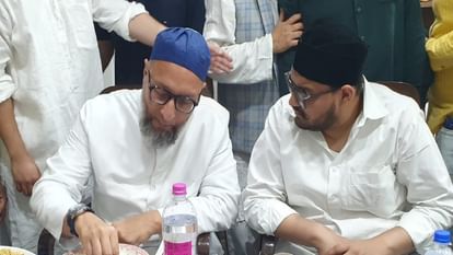 UP: मुख्तार के परिवार से मिले औवेसी, लिखा- इंशा अल्लाह इन अंधेरों का जिगर चीरकर नूर आएगा, तुम हो 'फिरौन' तो... Mukhtar Ansari death Asaduddin Owaisi met Mukhtar Ansari's family in Ghazipur