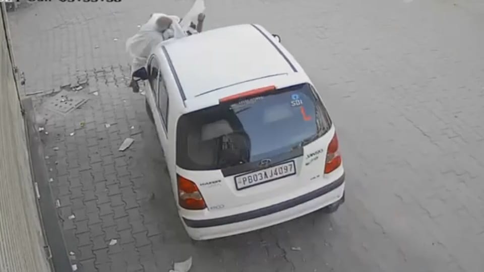 elderly couple hit by car in muktsar