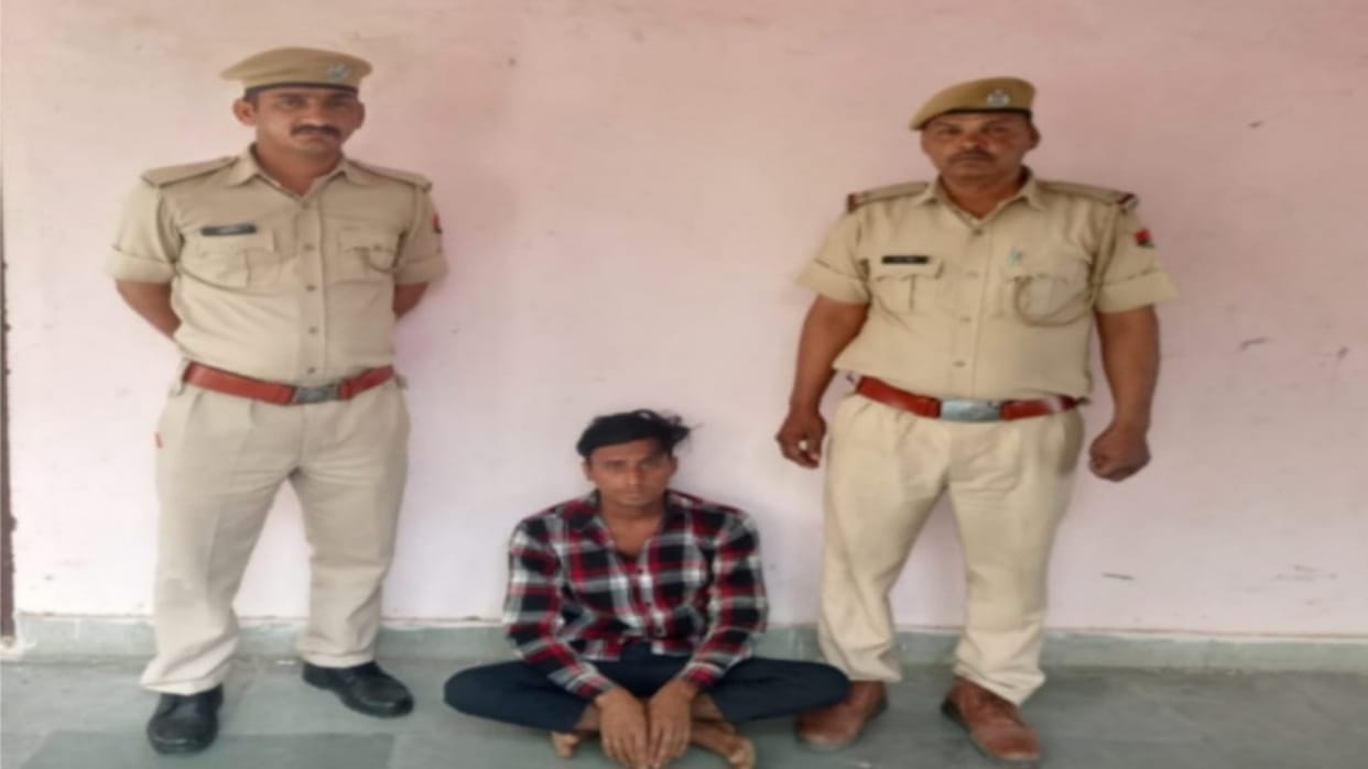 Dausa News: Making a reel with weapons on social media proved costly, YouTuber in police custody