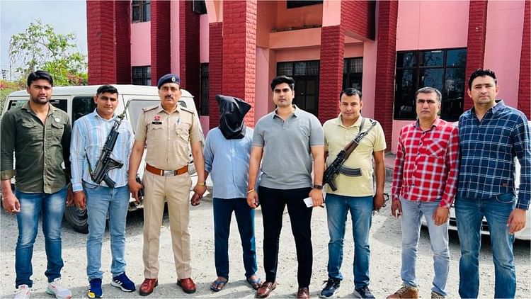 Haryana: 25 हजार का इनामी 13 वर्ष बाद गिरफ्तार, सहकर्मी के भाई की हत्या कर था फरार