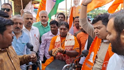 Bihar: Rajlakshmi Manda reached Muzaffarpur after traveling 14 thousand km from Tamil Nadu, Narendra Modi