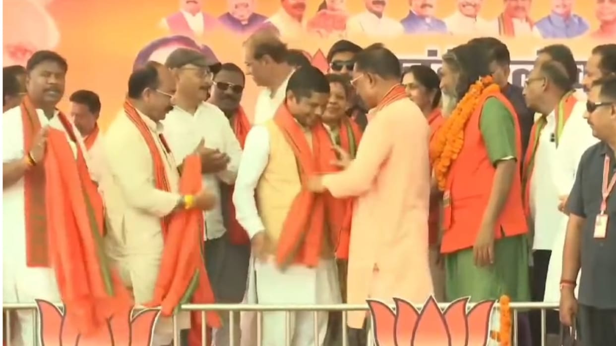 Lok Sabha Elections 2024: AAP Former state president Komal Hupendi joins BJP