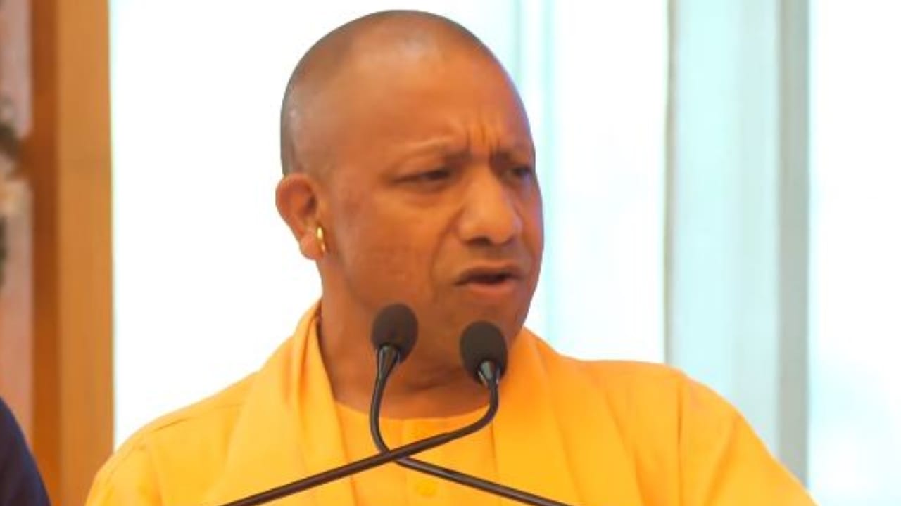 cm yogi adityanath addressed enlightened conference in Bareilly budaun