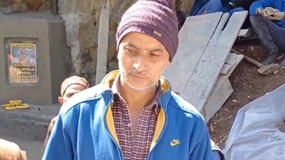 doda man built bridge in memory of his wife Government could not build it in 28 years villager built it in 6 d