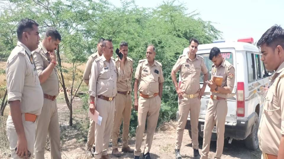 Girl body found floating in canal in Firozabad