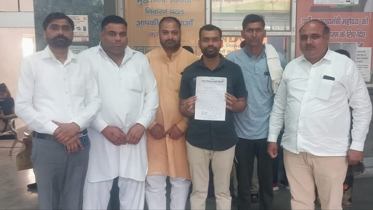 Yamunanagar: Villagers angry over non-construction of bridge on Yamuna, announced election boycott
