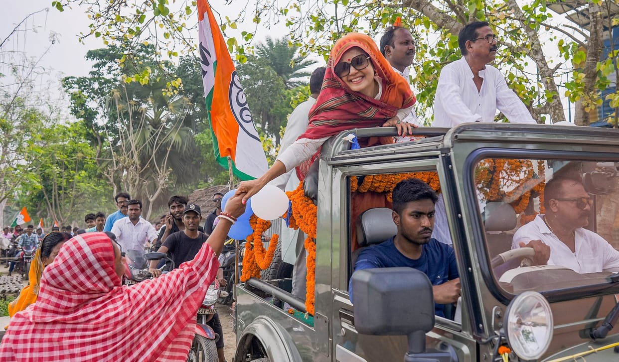 The journalist who interviewed Mahua Moitra told the whole truth of the viral video.
