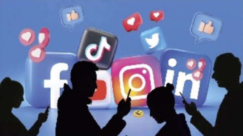 Lok Sabha Elections : publicity is now in the hands of social media.