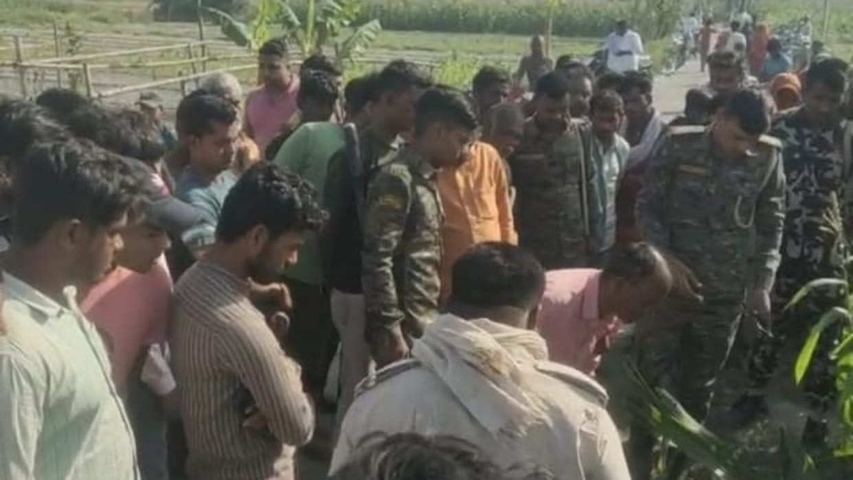 Bihar: Dead body of a youth found lying on roadside in Samastipur, foam was coming out of nose and mouth