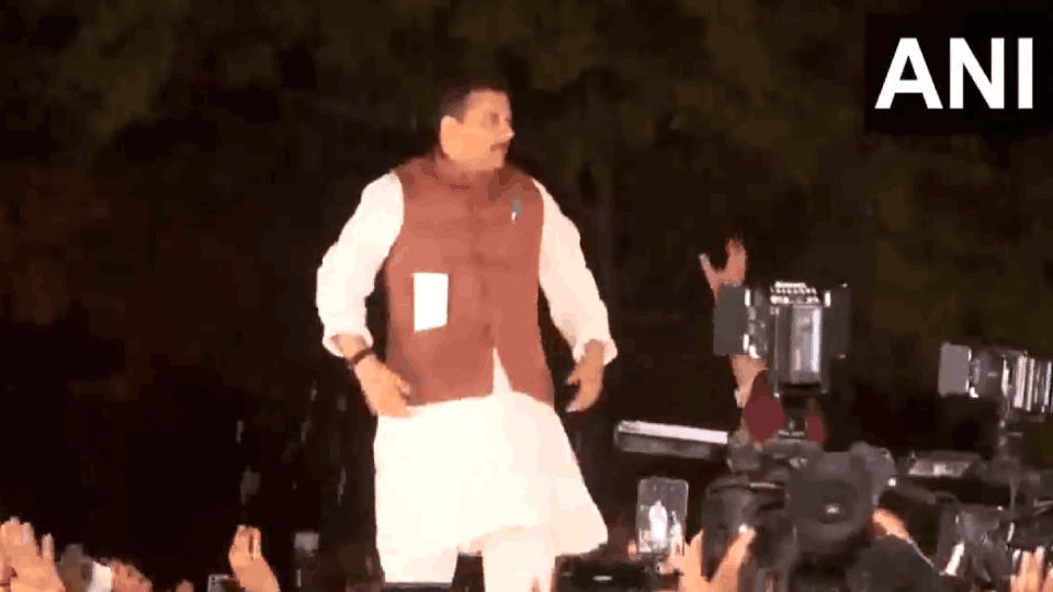 Delhi: As soon as he came out of Tihar, Sanjay said - Jail locks will be broken, Kejriwal will be released.